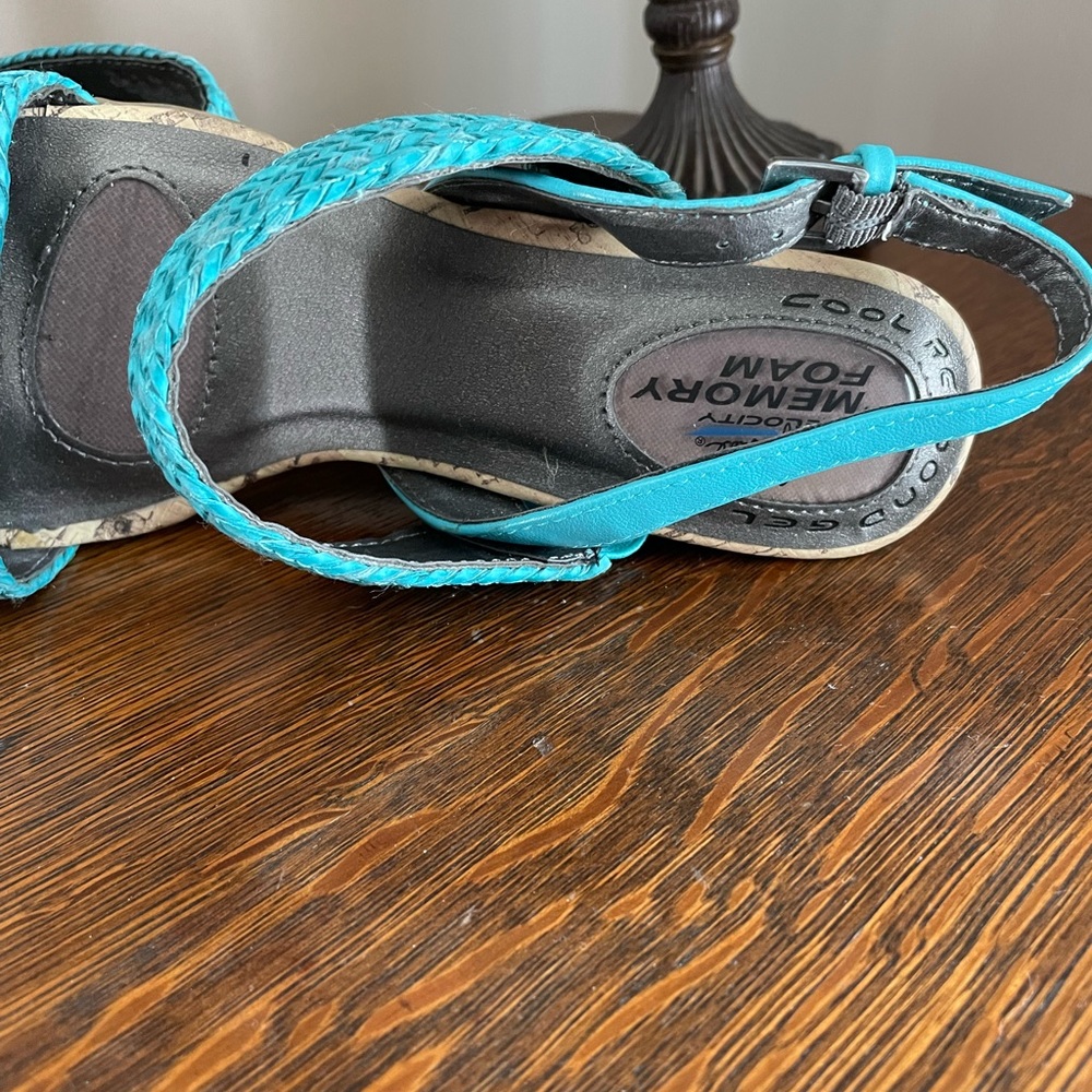 Lifestride sandals 6 1/2 - Picture 4 of 5